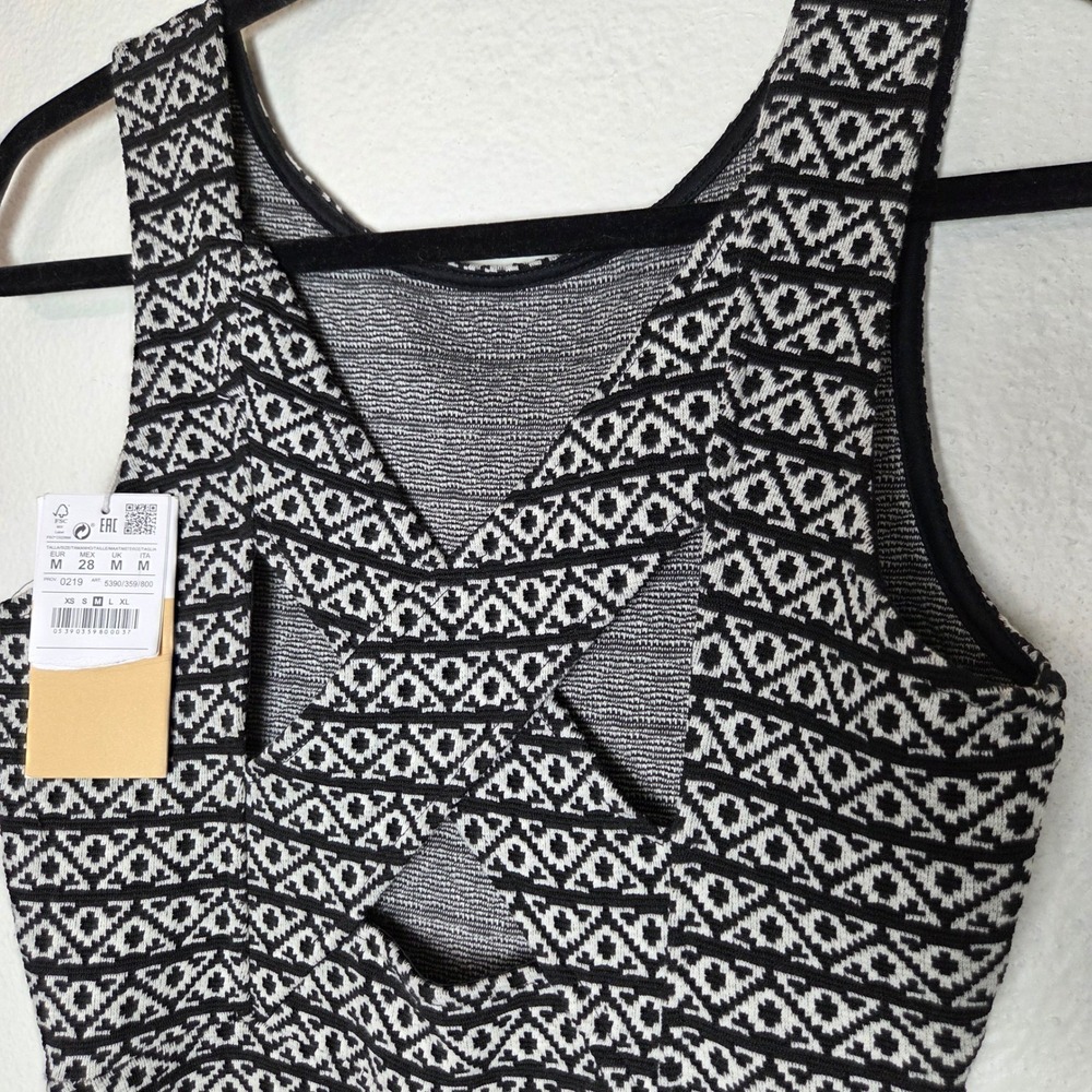 Pull & Bear‎ black & white skater tank crossback dress Womens size Medium NWT - Picture 4 of 12